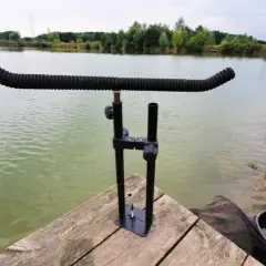 Jak wybrać podpórki na pomost, które ułatwią wędkowanie?