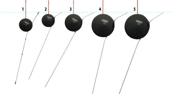 Spławiki typu dysk: 4, 10, 25, 30 gr. Idealne do łowienia na przepływankę w szybkiej rzece, zapewniają stabilność i sygnalizację brań.